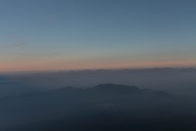 雲海に顔を出す南アルプス