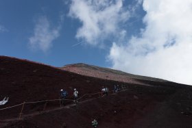 富士宮口へ向けてトラバース