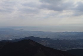 二ノ塔少し前から江の島方面を望む