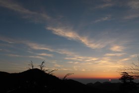 雲取山荘前から見る日の出