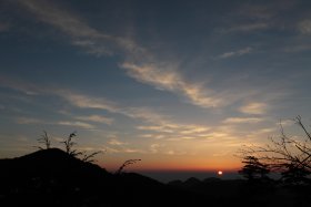 雲取山荘前から見る日の出