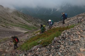 飛騨乗越方面から下山 2