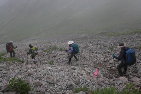 飛騨乗越から下山 1