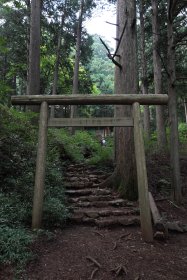 大岳山荘そばの鳥居