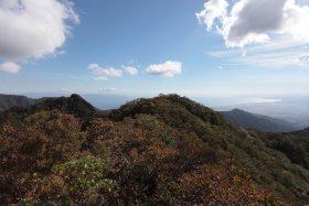 稜線と駿河湾