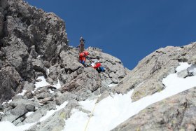 槍ヶ岳からの下山