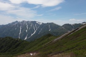 笠ヶ岳から弓折岳