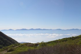 千畳敷駅から望む南アルプスの山々と富士山