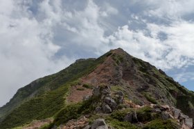 赤岳へのザレた道