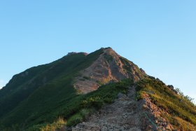 夕陽に染まっていく赤岳