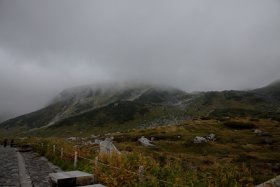 室堂山を目指して