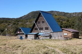 縞枯山荘