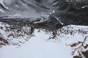 地蔵尾根の登山道