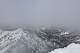 上空は曇り