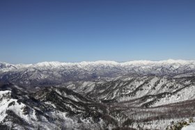 一面の雪山