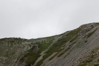 稜線上の登山者