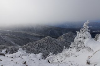 雲に覆われた南八ヶ岳