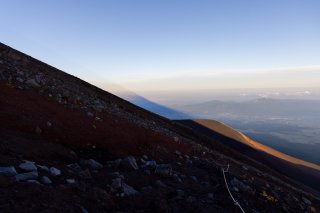 富士山の影