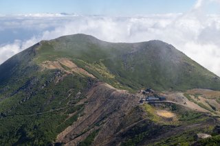 継子岳と五の池小屋
